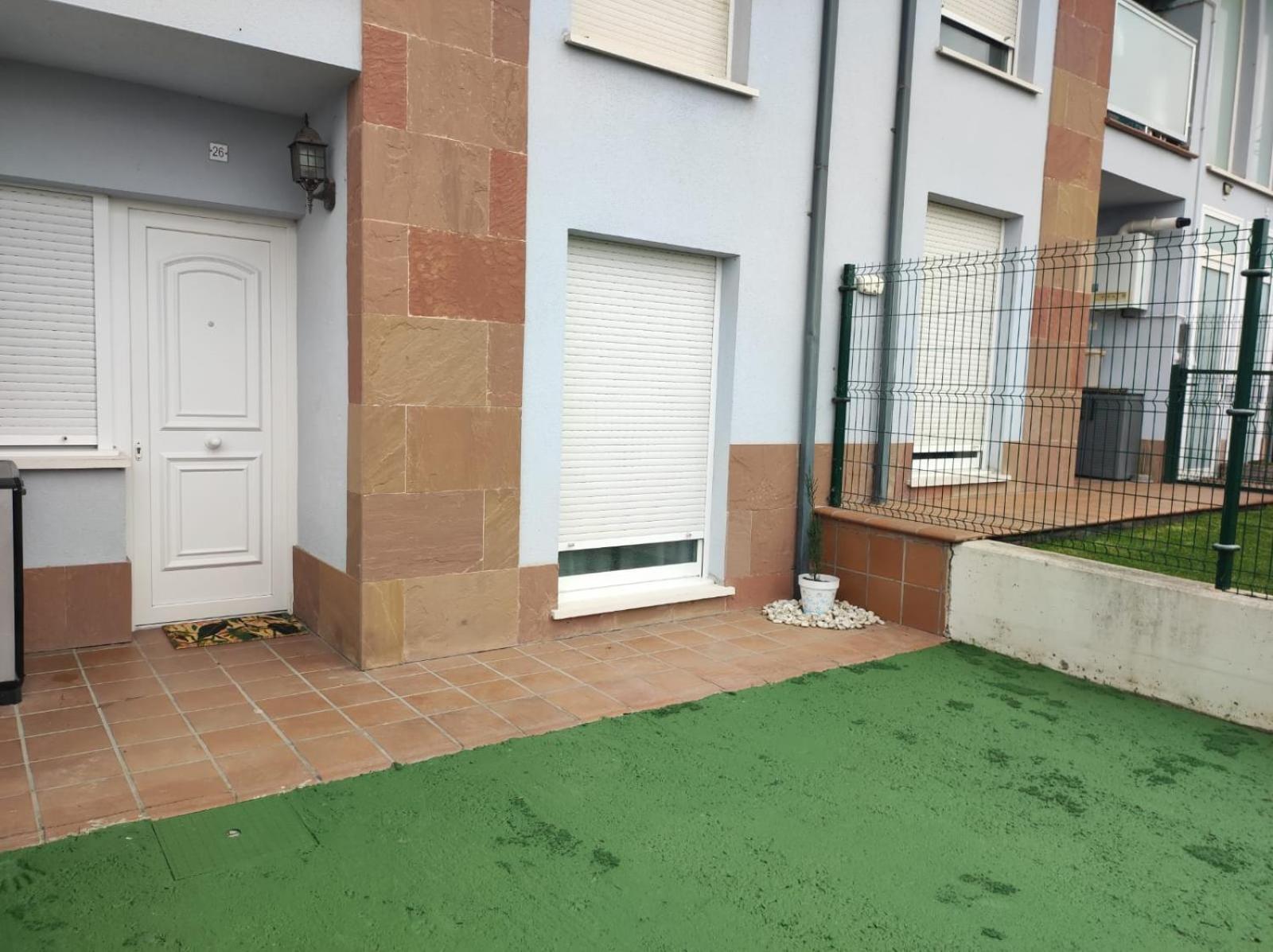 Chalet Bajo Con Jardin, Patio, Cenador Y Barbacoa. Viveda Eksteriør bilde